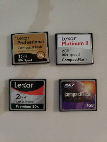 Scheda flash compatta lotto - flash, compatta,